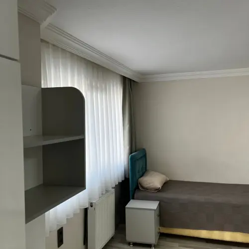 Kolej Şube Üç Kişilik Oda