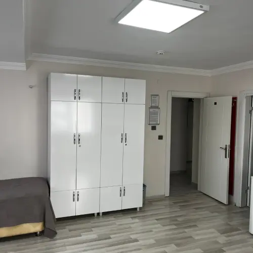 Kolej Şube Üç Kişilik Oda